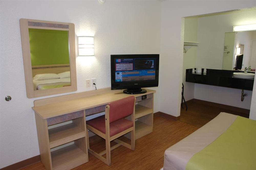 Motel 6-Irving, Tx - Dallas Amenities photo